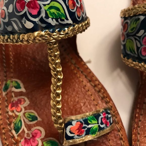 Hand painted Thong Sandals 8.5 - Picture 7 of 8